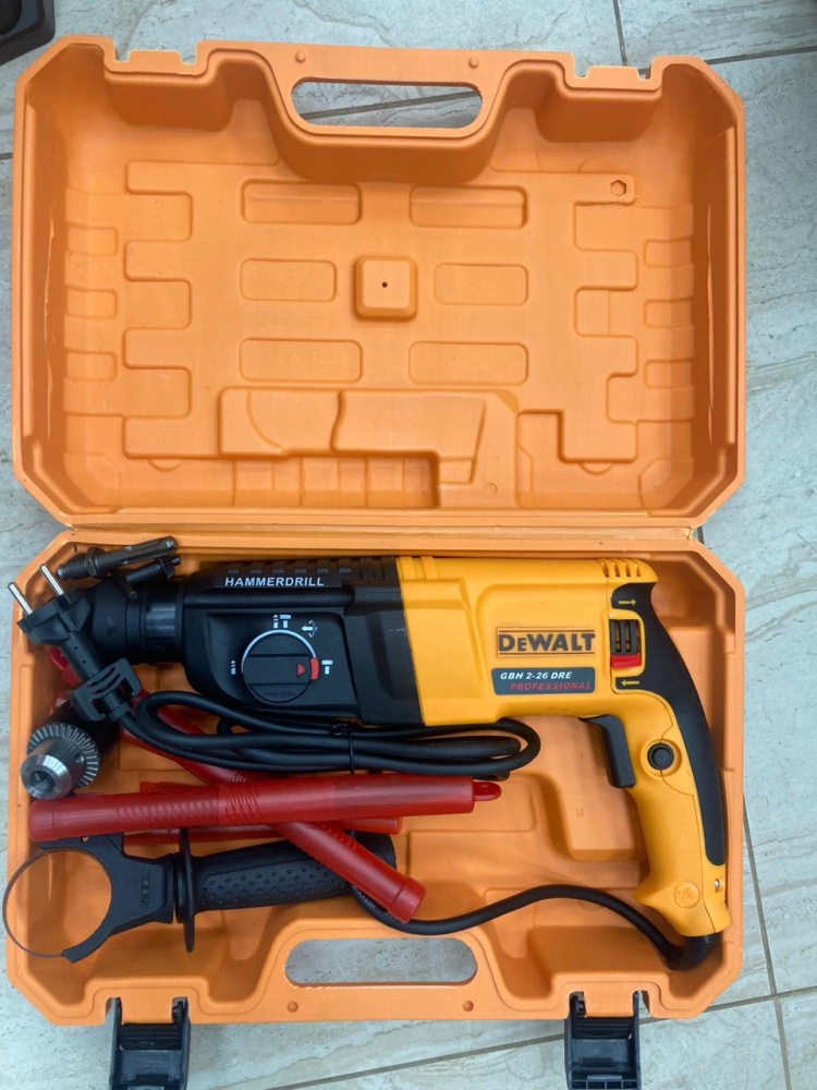 Перфоратор DeWalt