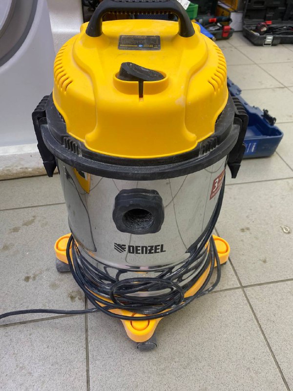 Строительный пылесос denzel lvc 15
