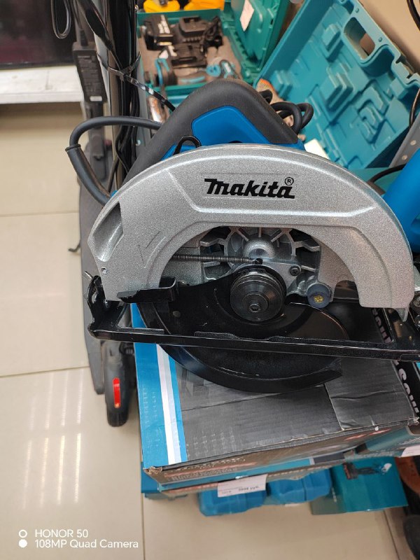 Циркулярная пила Makita