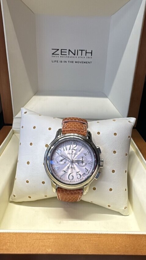 Часы Zenith Chronomaster