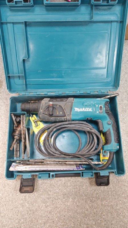 Перфоратор Makita 2470